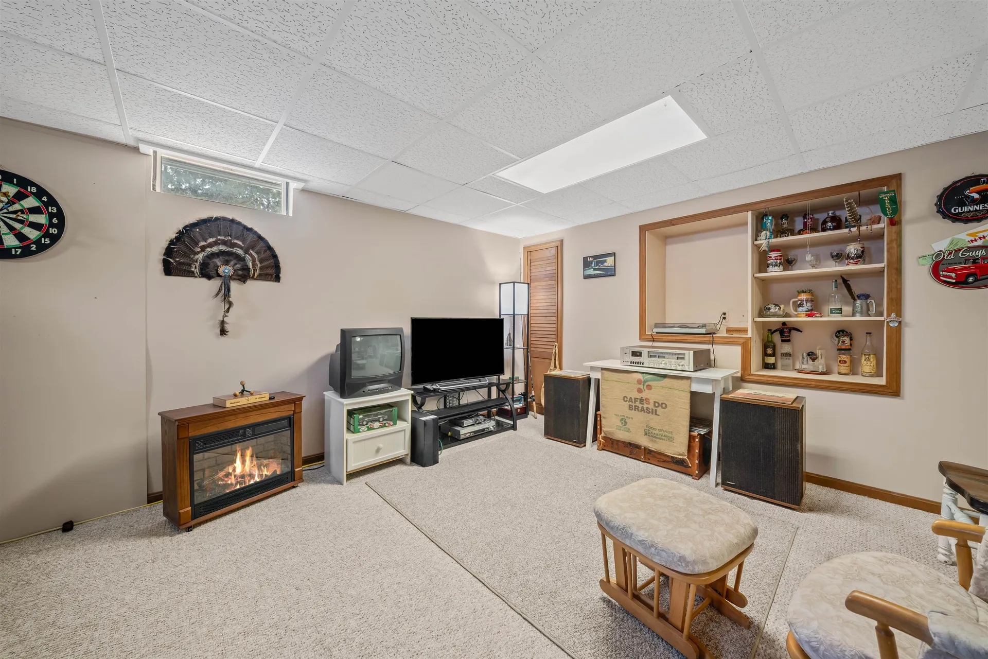 28 Village Court Laconia NH 03246