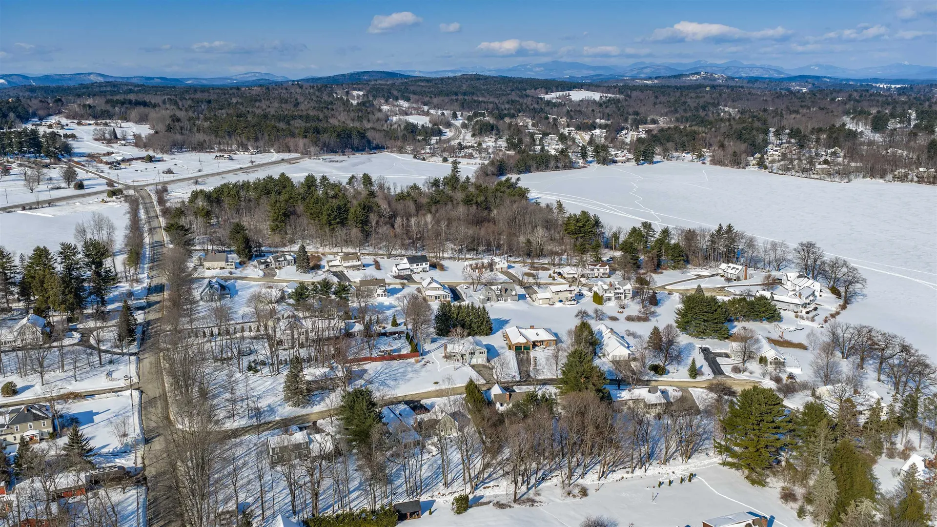 28 Village Court Laconia NH 03246