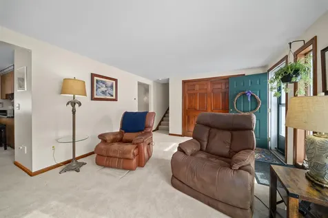 28 Village Court Laconia NH 03246