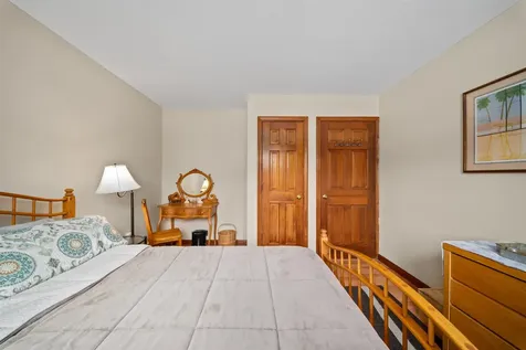 28 Village Court Laconia NH 03246