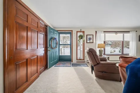 28 Village Court Laconia NH 03246