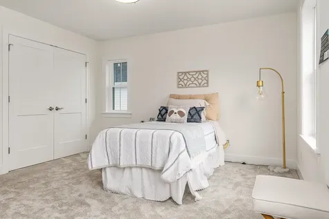 #5 Woodbury Reserve Portsmouth NH 03801