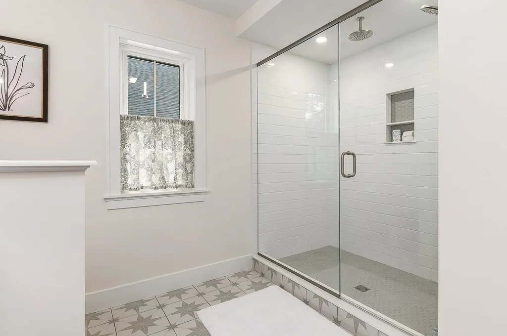 #5 Woodbury Reserve Portsmouth NH 03801