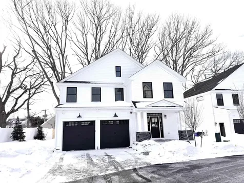 #5 Woodbury Reserve Portsmouth NH 03801