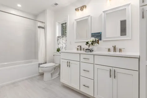 #5 Woodbury Reserve Portsmouth NH 03801