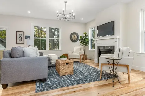 #5 Woodbury Reserve Portsmouth NH 03801