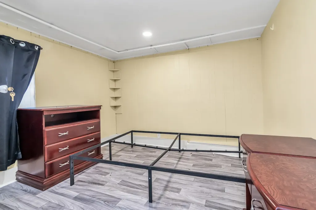 10 Millville Street Salem NH 03079