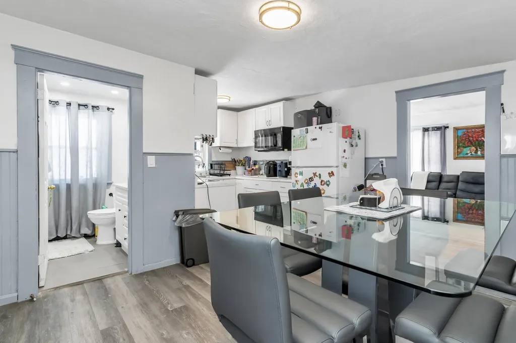 10 Millville Street Salem NH 03079