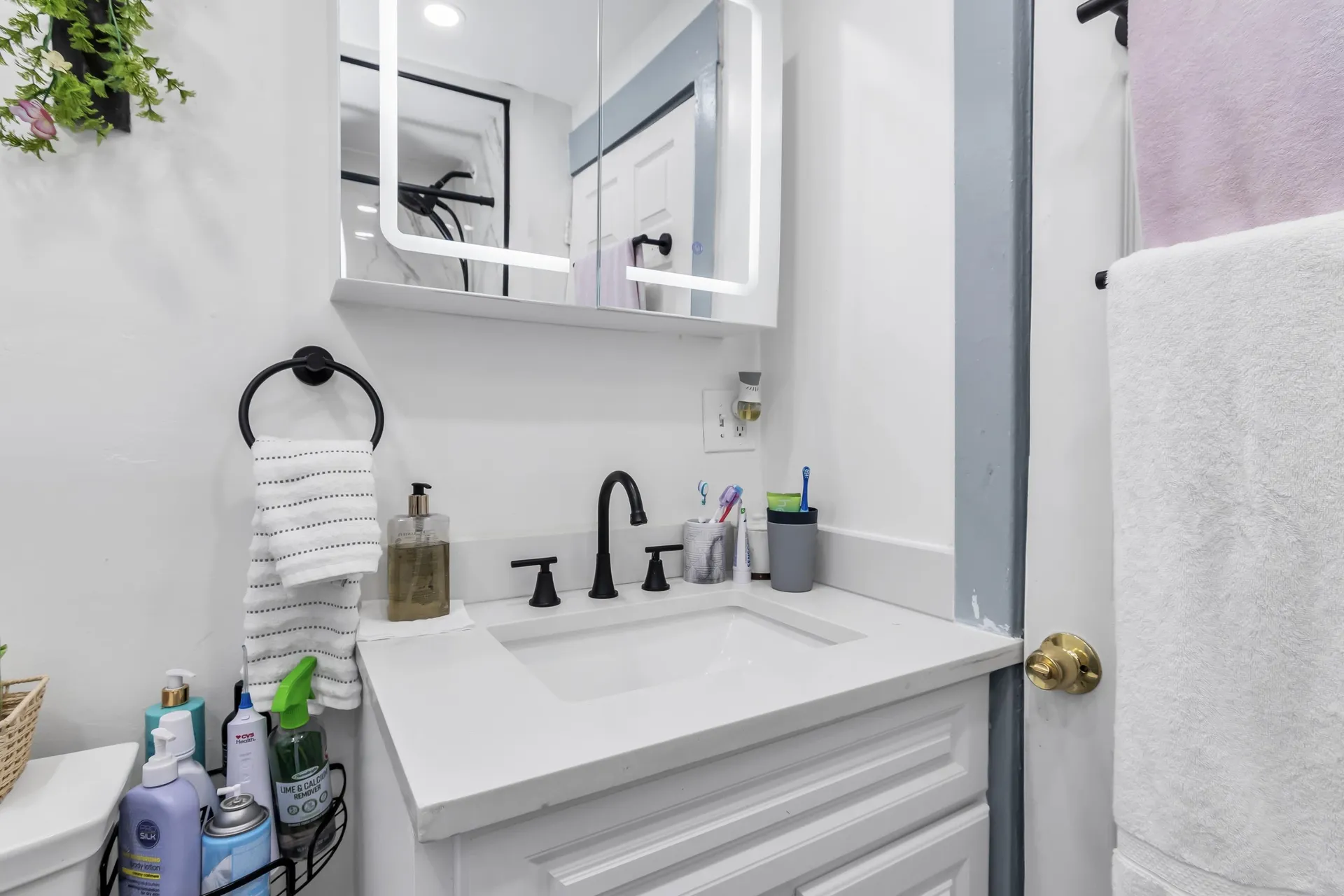 10 Millville Street Salem NH 03079