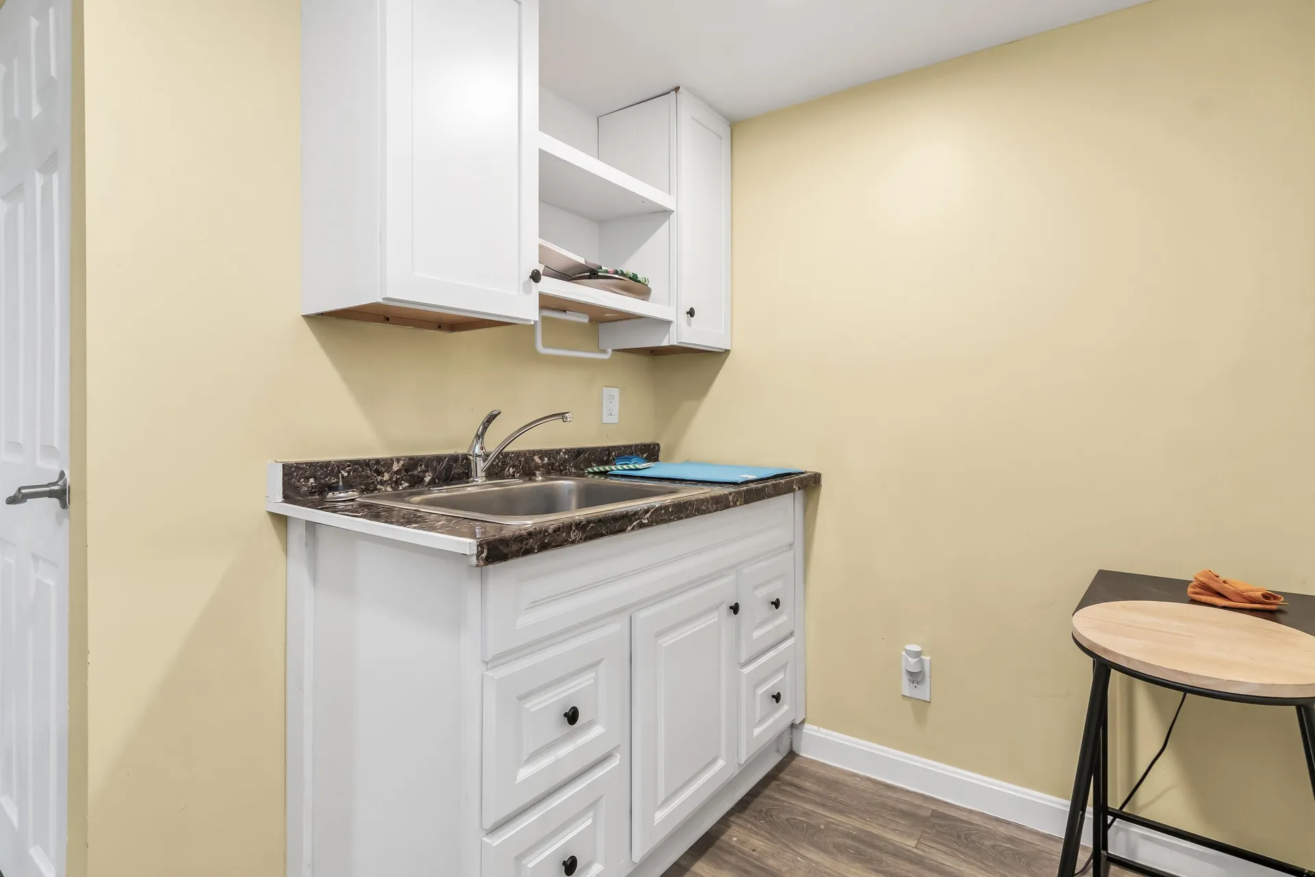 10 Millville Street Salem NH 03079