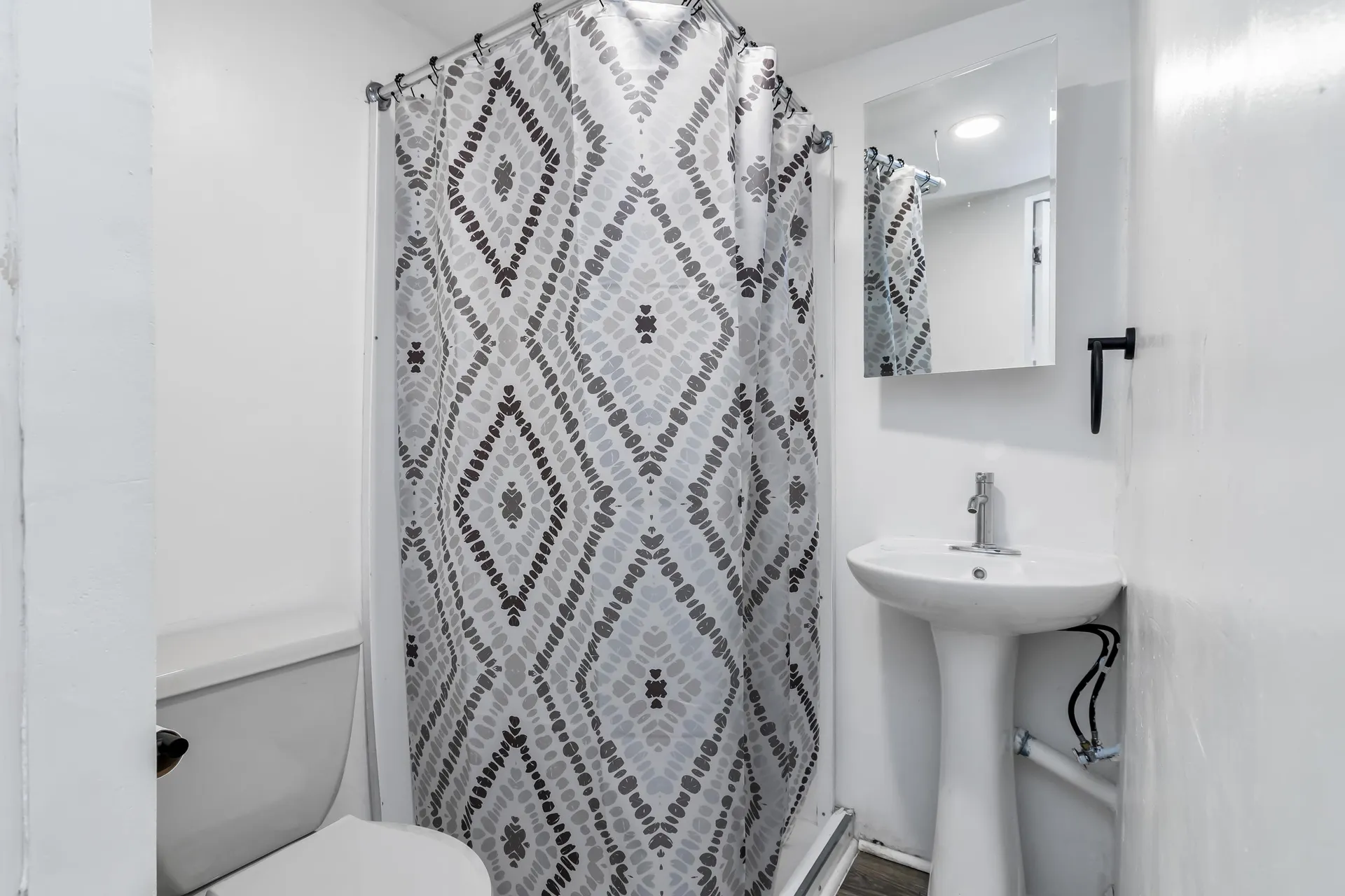 10 Millville Street Salem NH 03079