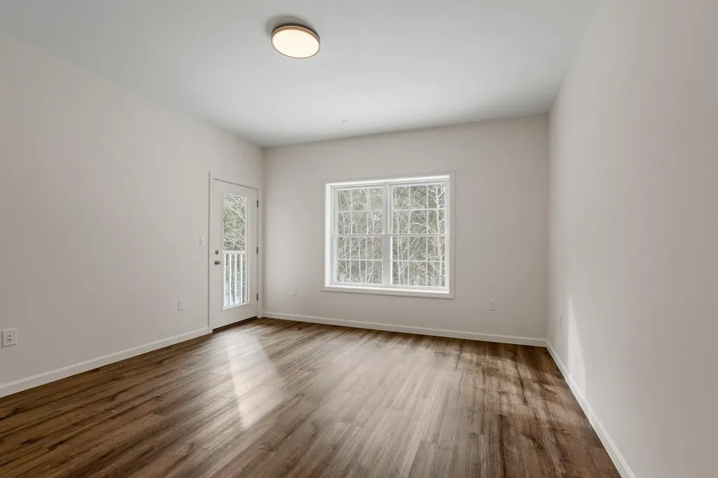 16 Twin Tip Terrace Lincoln NH 03251