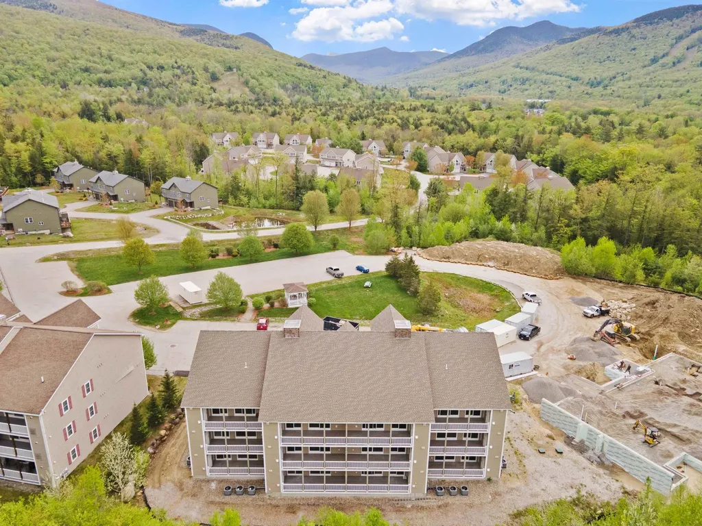 16 Twin Tip Terrace Lincoln NH 03251