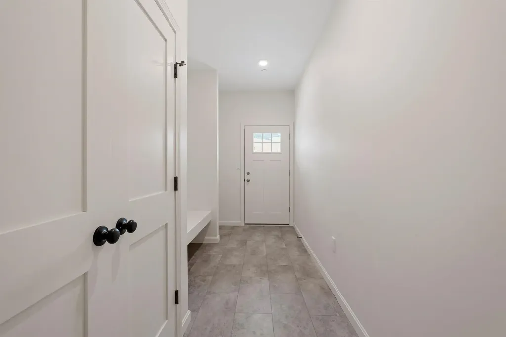 16 Twin Tip Terrace Lincoln NH 03251