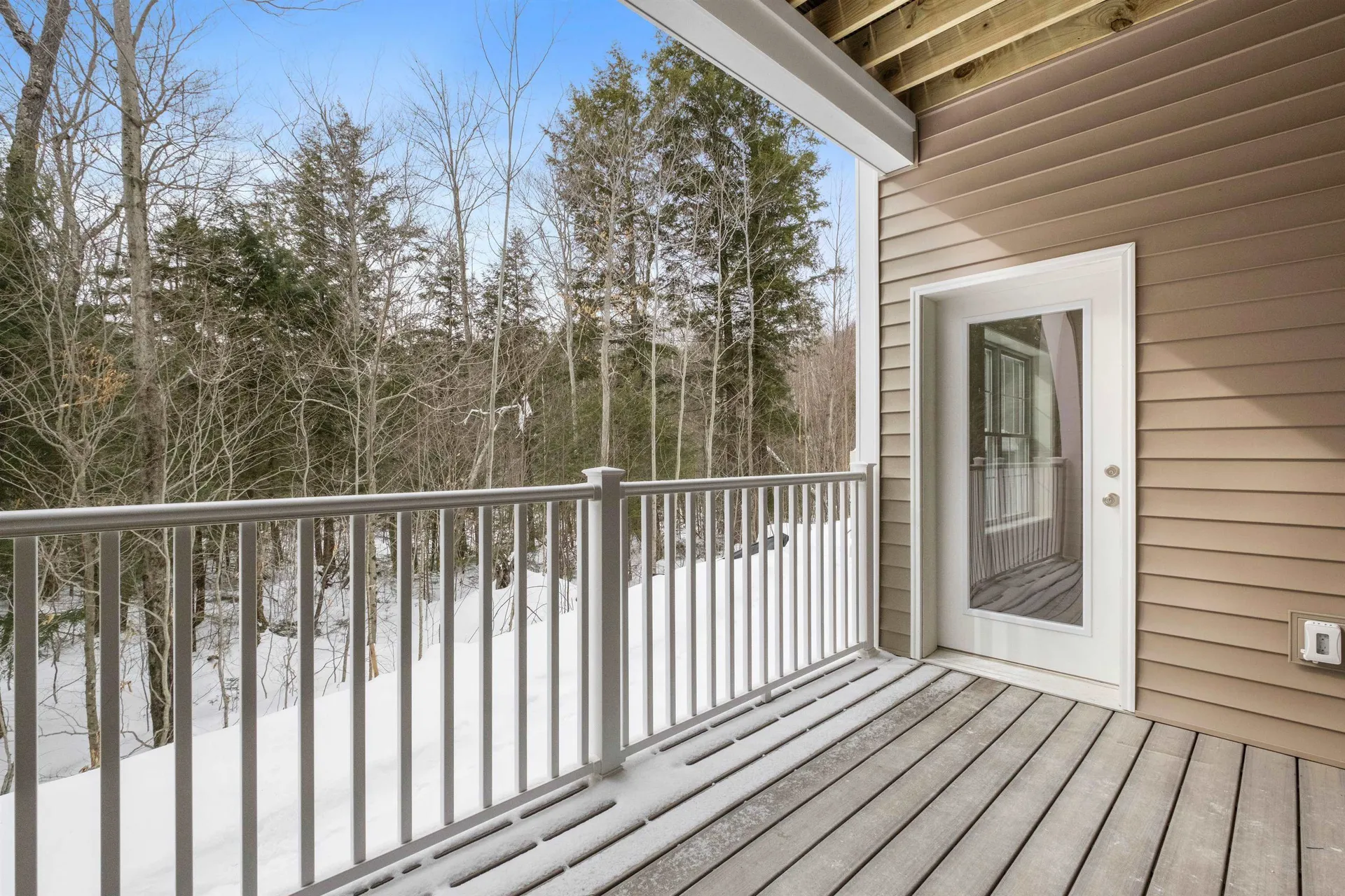 16 Twin Tip Terrace Lincoln NH 03251