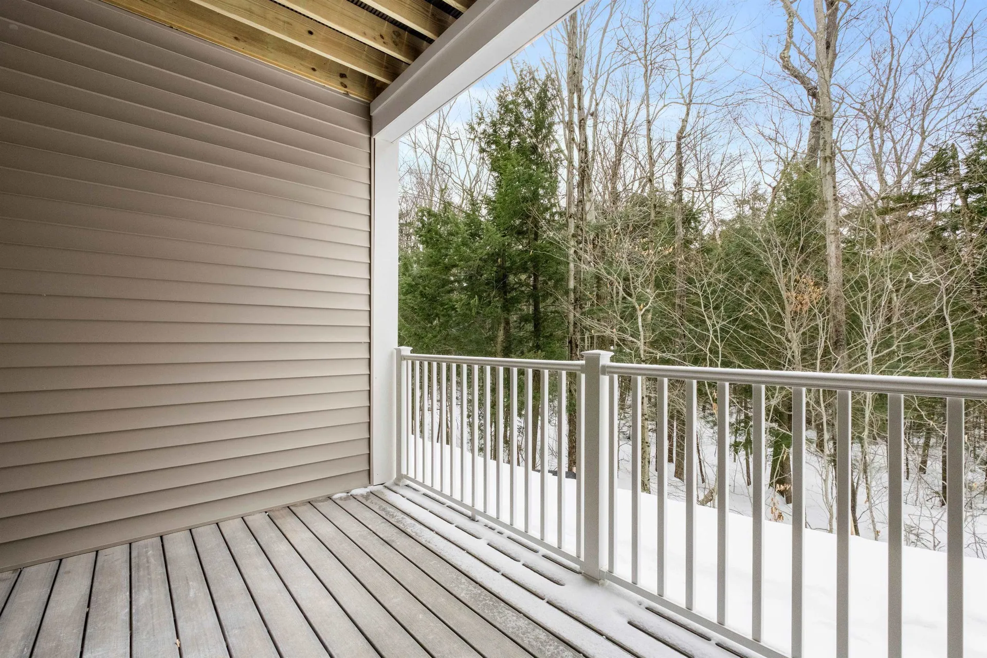 16 Twin Tip Terrace Lincoln NH 03251