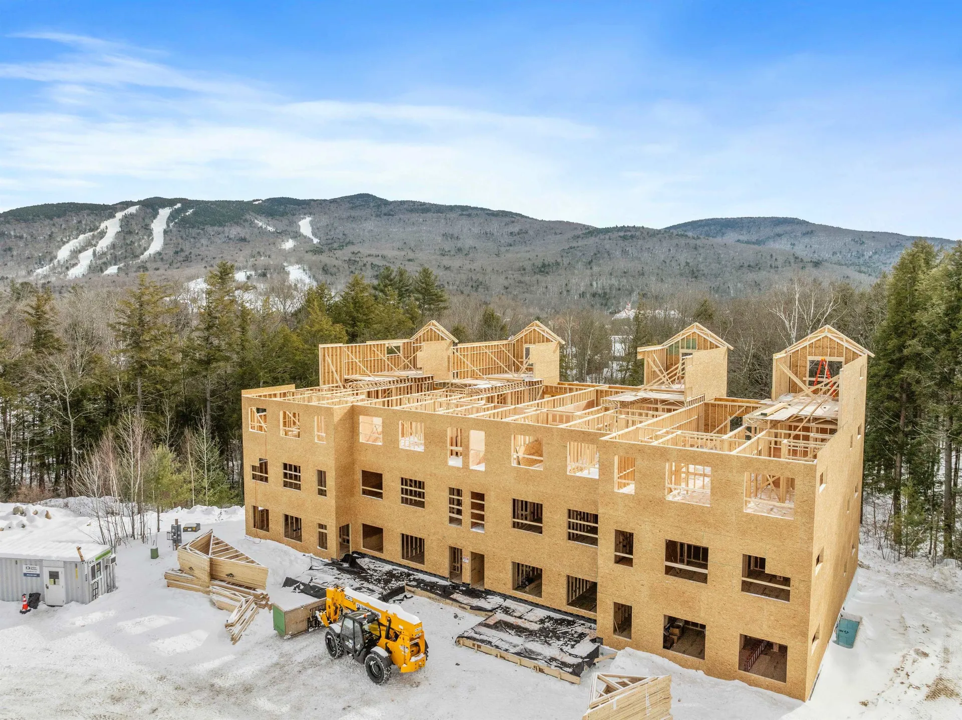 16 Twin Tip Terrace Lincoln NH 03251