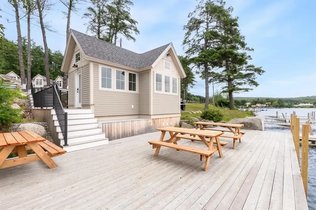 109 Weirs Boulevard Laconia NH 03246