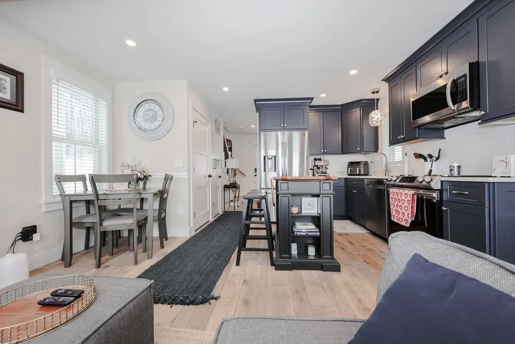 109 Weirs Boulevard Laconia NH 03246