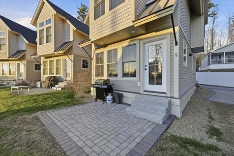 109 Weirs Boulevard Laconia NH 03246