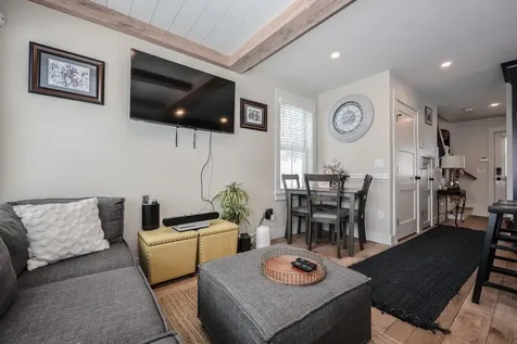 109 Weirs Boulevard Laconia NH 03246