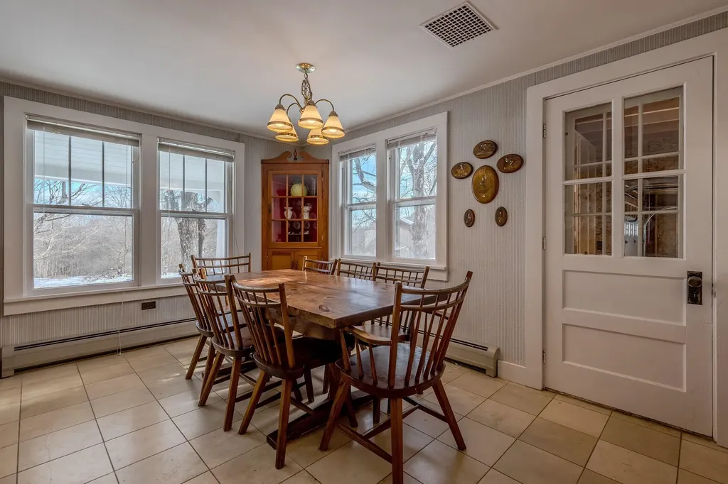 9 Old Route 30 Winhall VT 05340