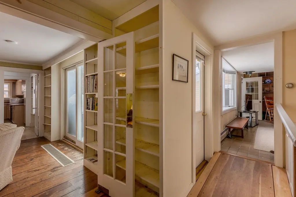 9 Old Route 30 Winhall VT 05340