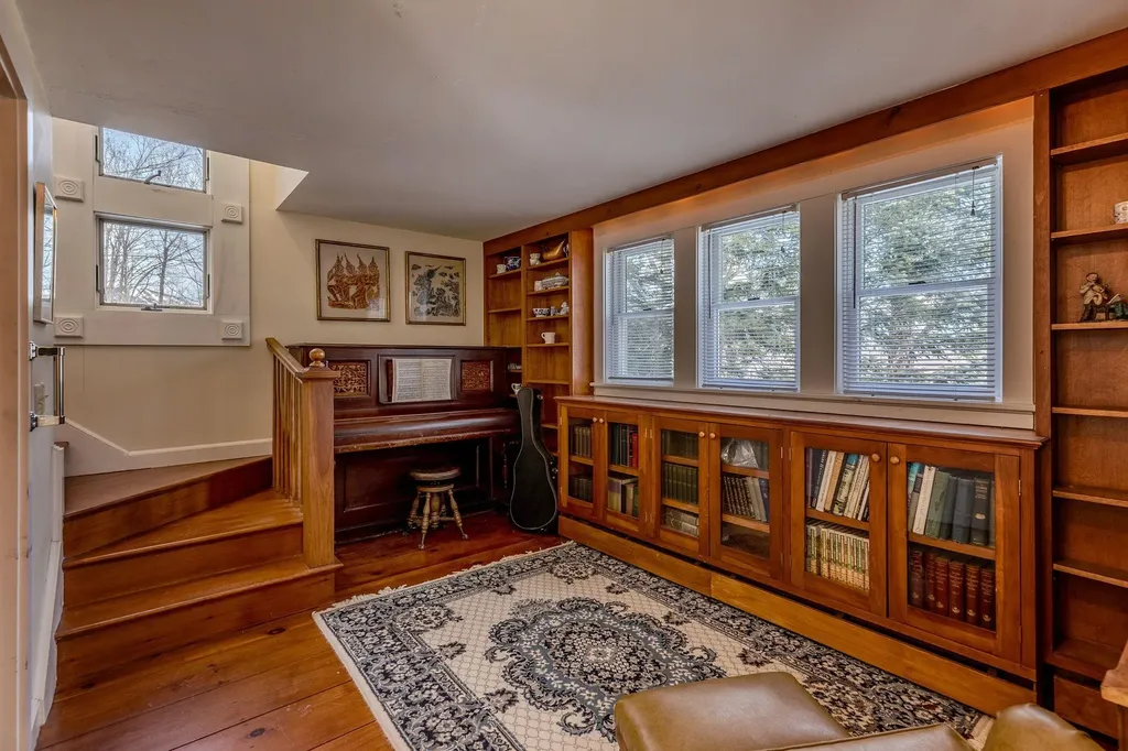 9 Old Route 30 Winhall VT 05340