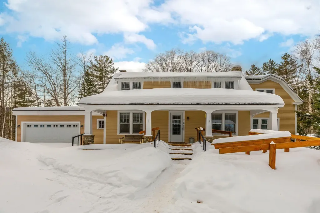 9 Old Route 30 Winhall VT 05340