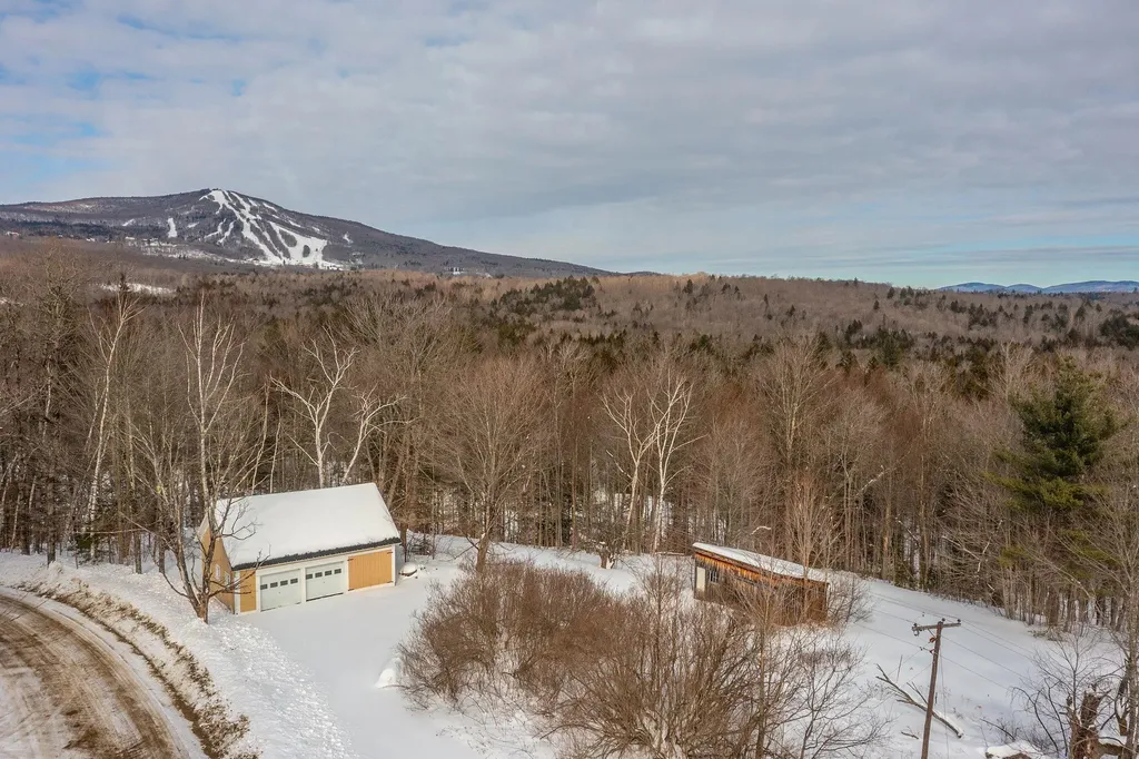 9 Old Route 30 Winhall VT 05340