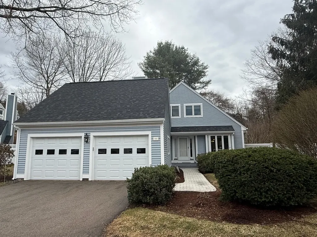 555 Straw Hill Road Manchester NH 03104