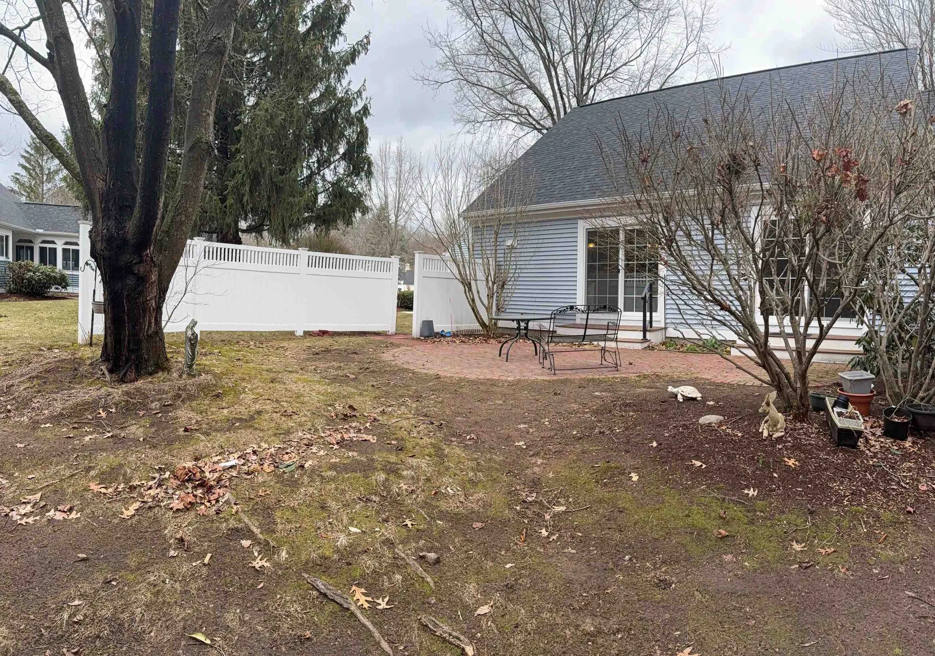 555 Straw Hill Road Manchester NH 03104