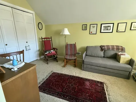 555 Straw Hill Road Manchester NH 03104