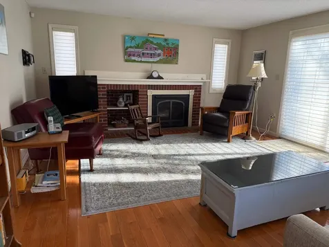 555 Straw Hill Road Manchester NH 03104