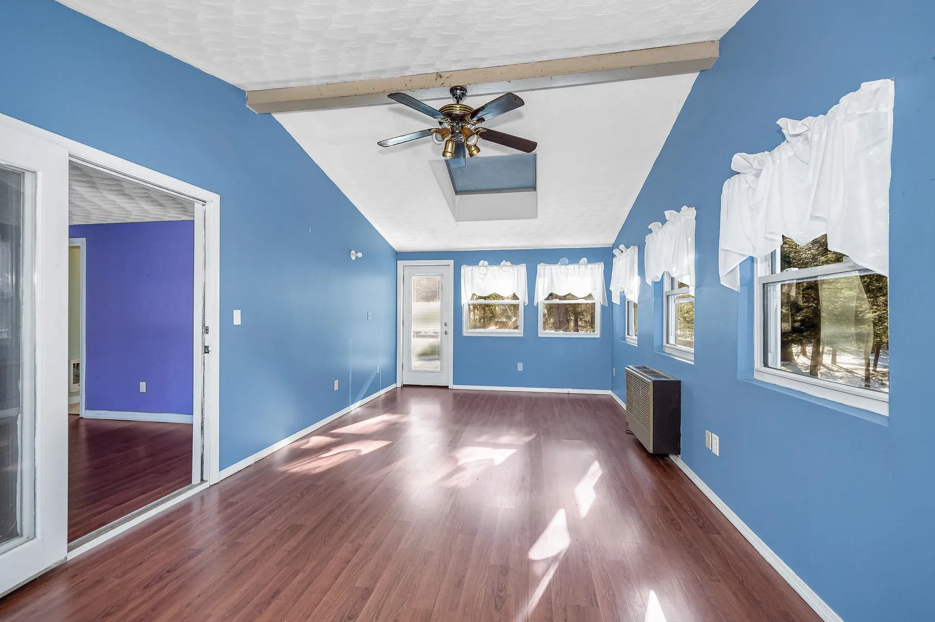 4 Therriault Avenue Salem NH 03079