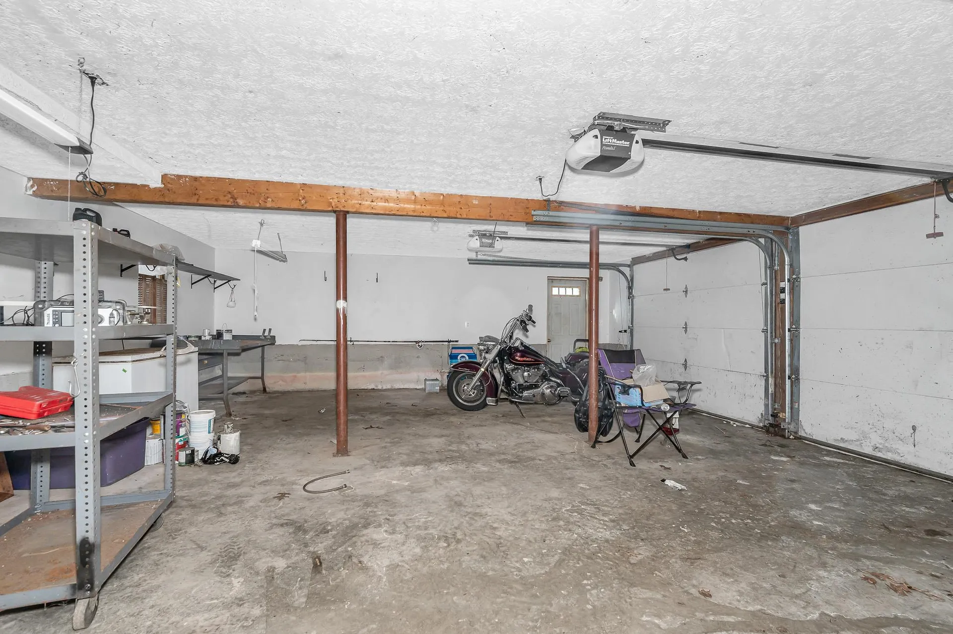 4 Therriault Avenue Salem NH 03079