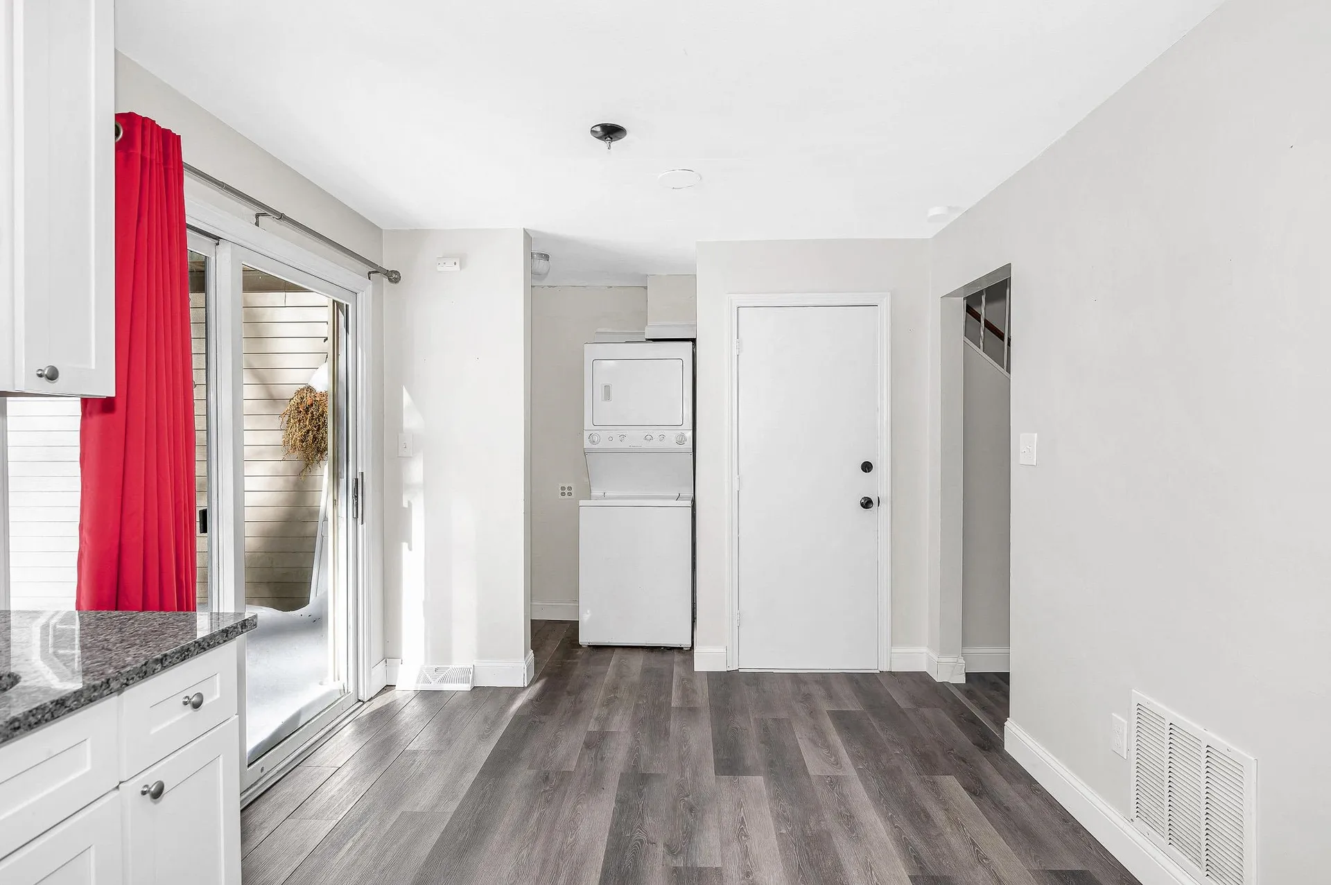 4 Therriault Avenue Salem NH 03079