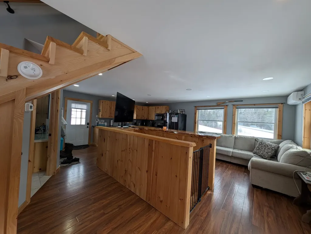 2030 Vt Route 105 Bloomfield VT 05905