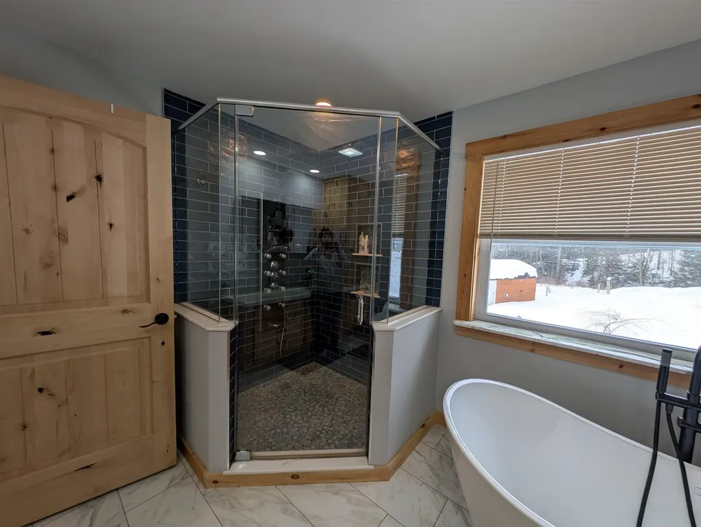 2030 Vt Route 105 Bloomfield VT 05905