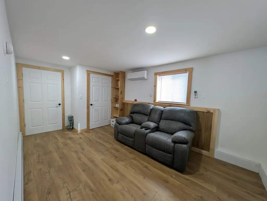 2030 Vt Route 105 Bloomfield VT 05905