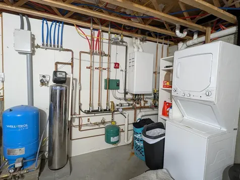 2030 Vt Route 105 Bloomfield VT 05905