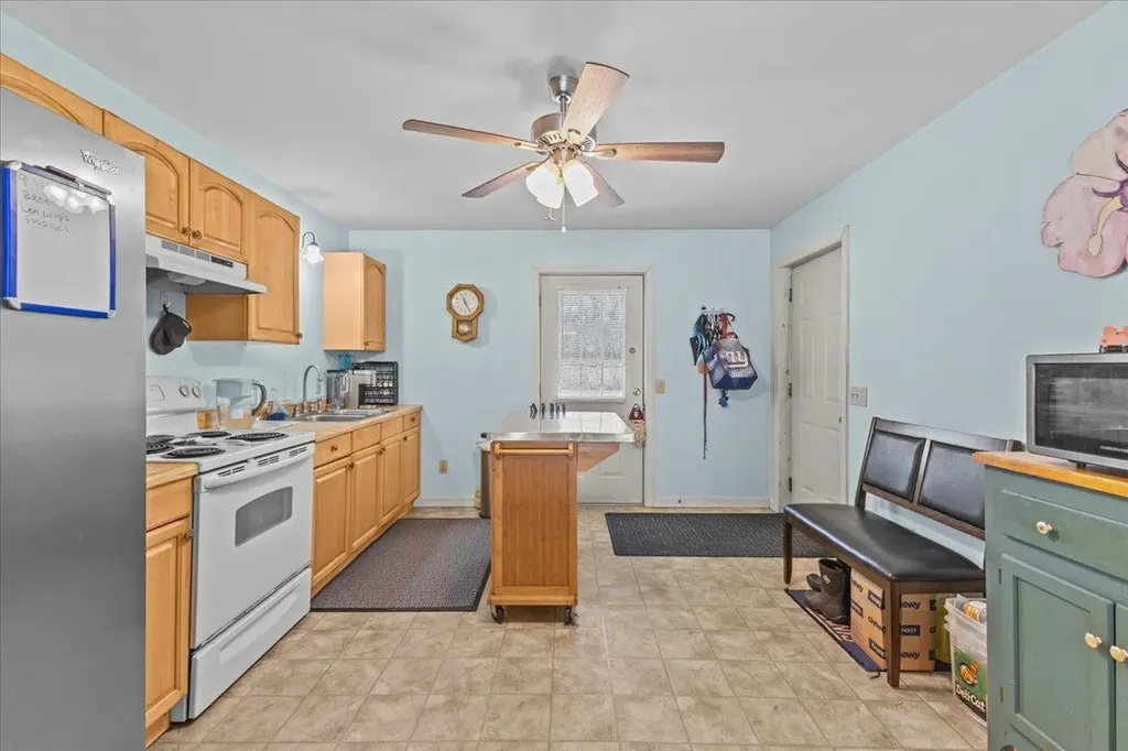 9 Outback Road Fairfax VT 05454