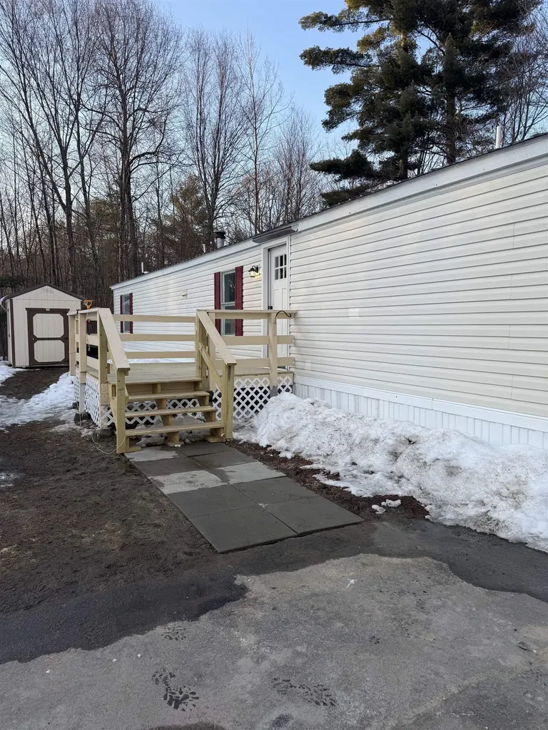 162 Pebblewood Drive Charlestown NH 03603