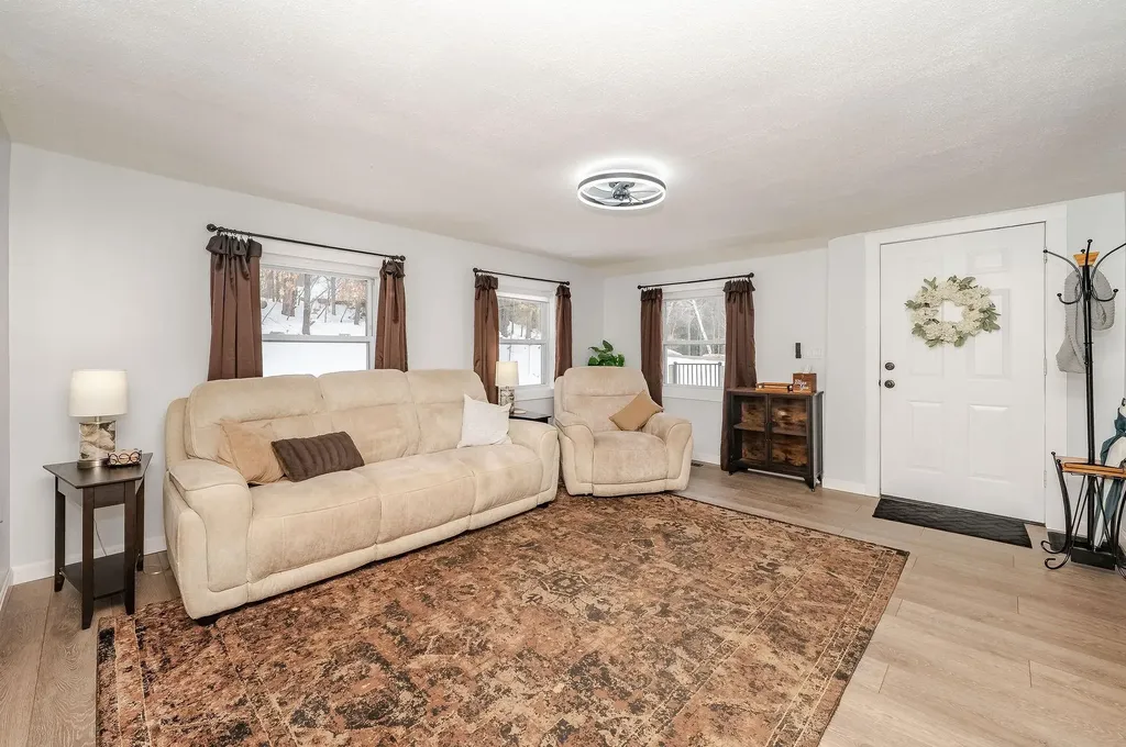 132 Seavey Road Belmont NH 03220