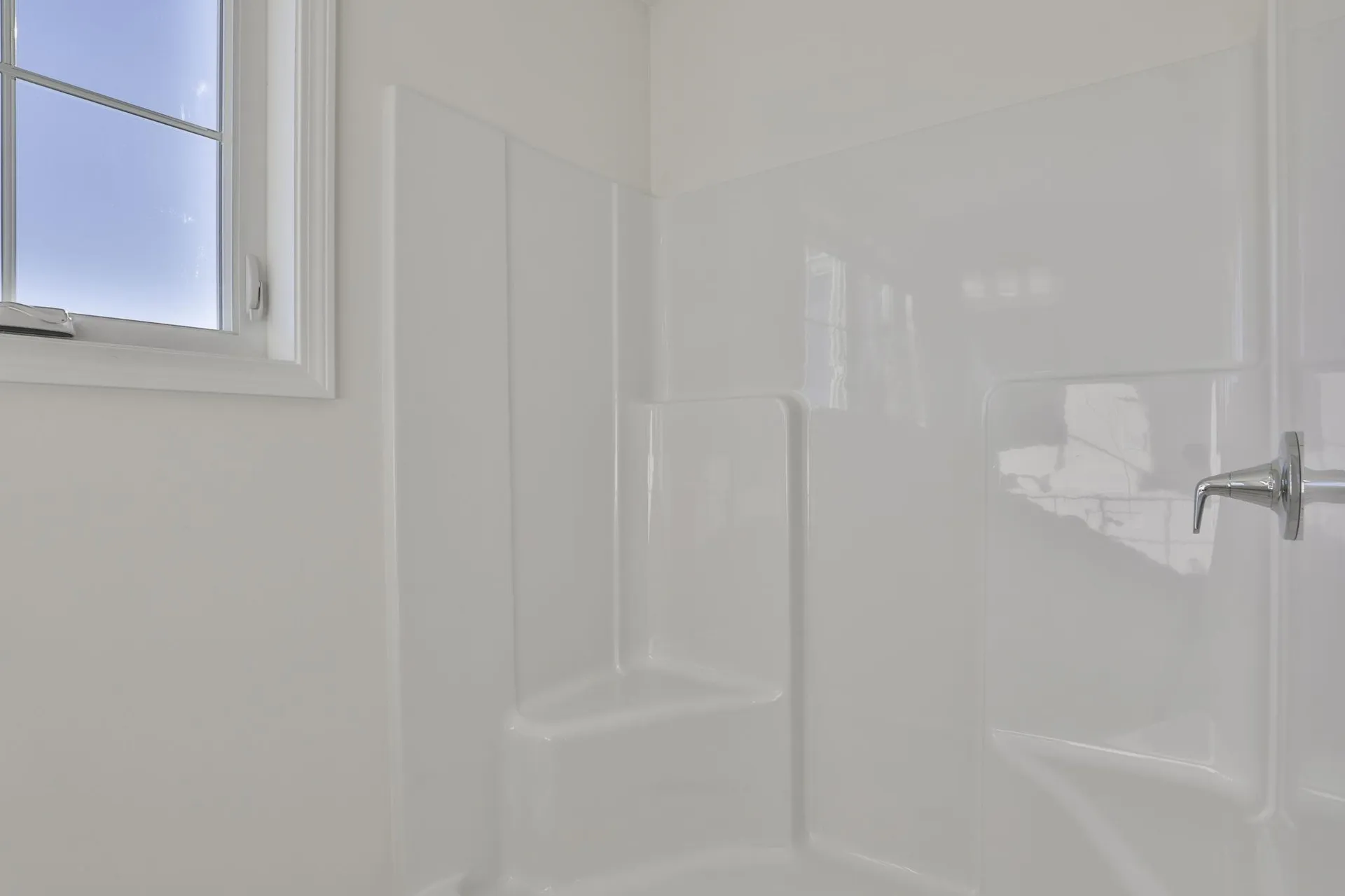 23 Crestview Way Raymond NH 03077