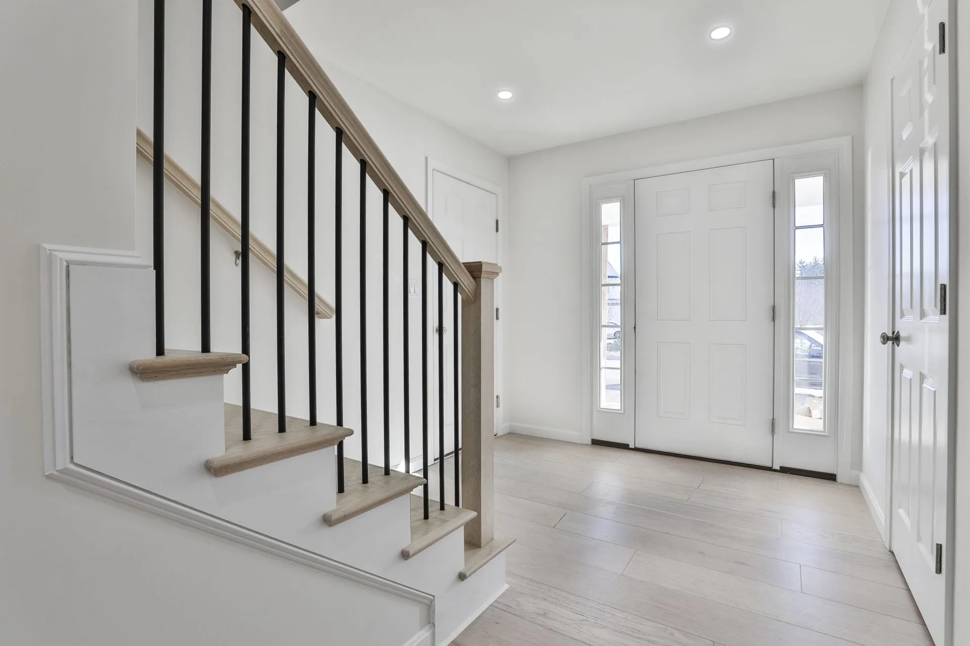 23 Crestview Way Raymond NH 03077