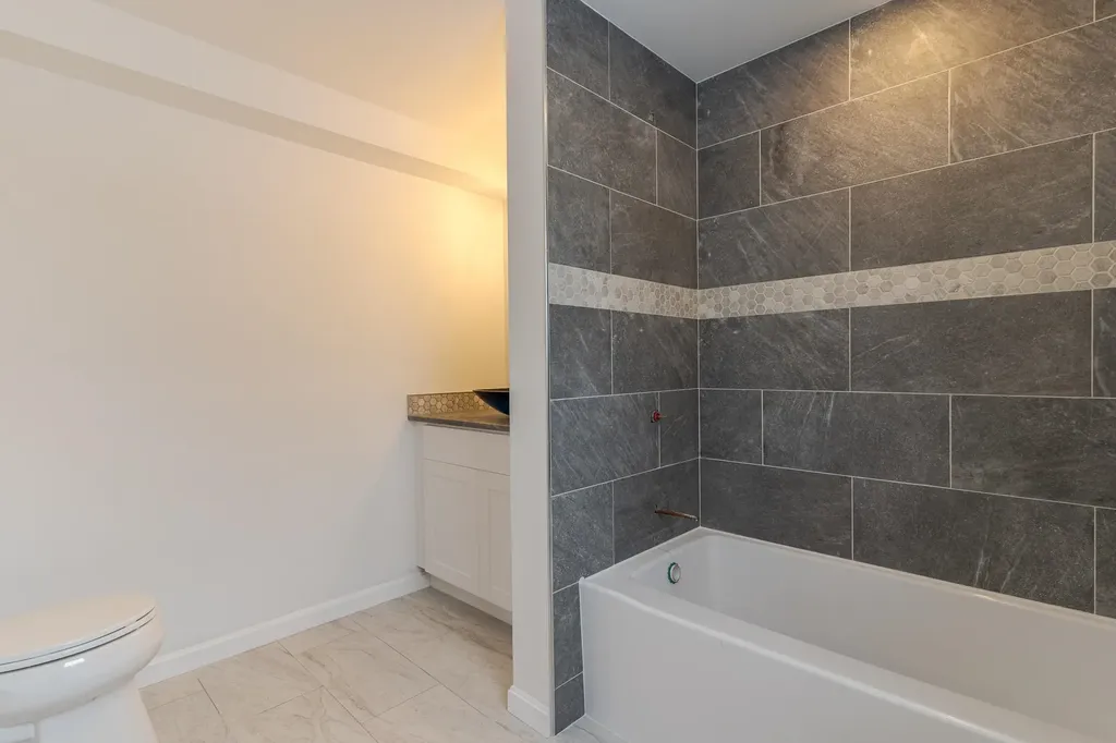 33 Linden Street Rochester NH 03867