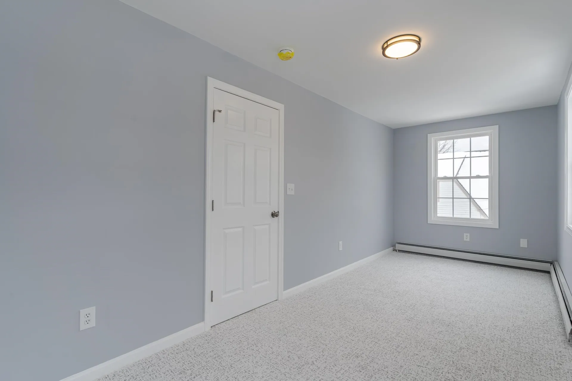 33 Linden Street Rochester NH 03867