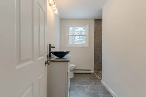 33 Linden Street Rochester NH 03867