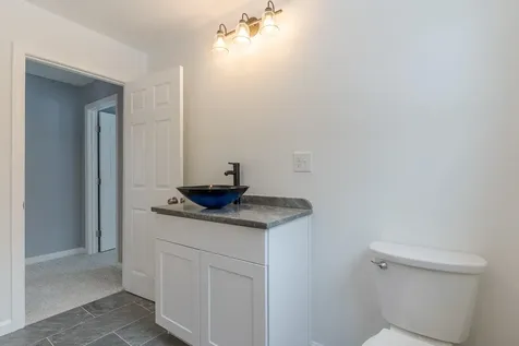 33 Linden Street Rochester NH 03867